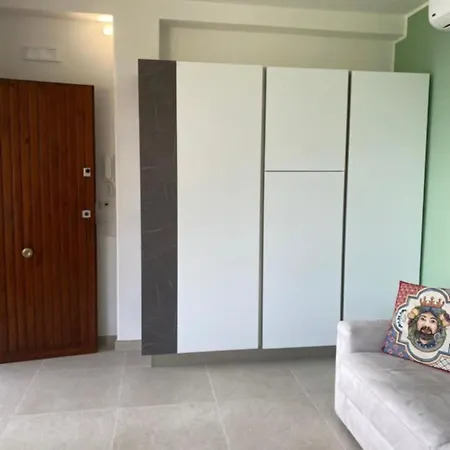 Paradisea Guillhome Apartmán *